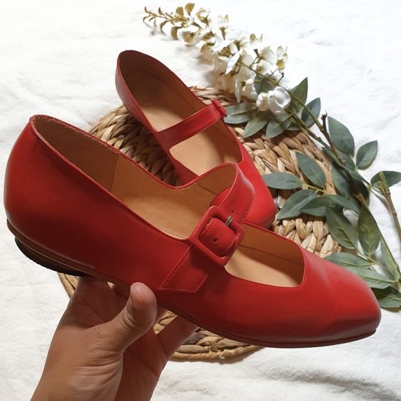 Zou Xou | ZX x InStyle Eugenia Flat in Badass Red, EU 42 - Picture 2 of 4